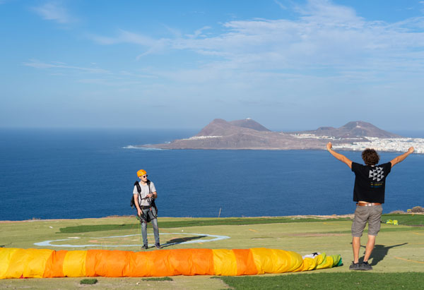 Beginner paragliding course day 2